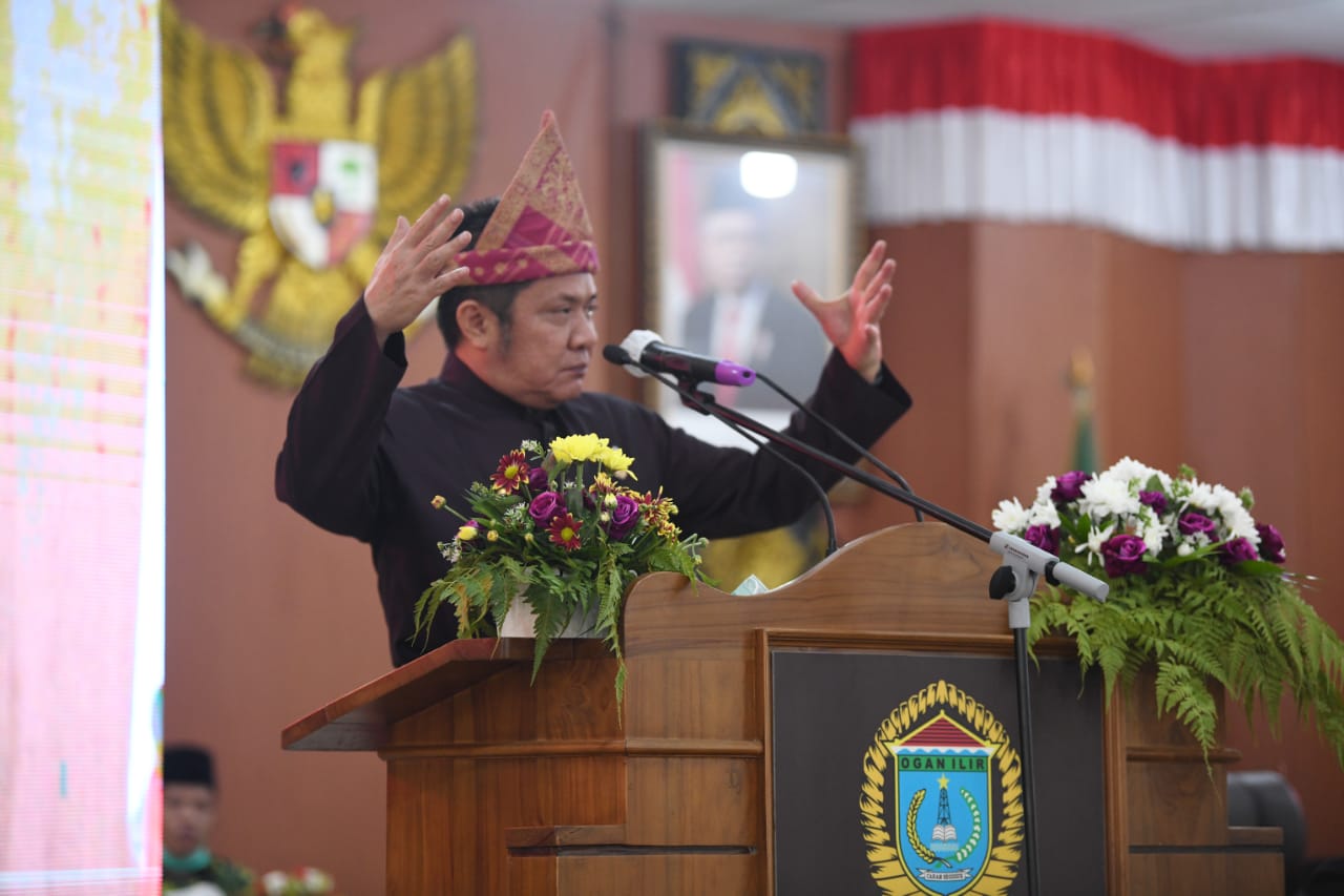 Herman Deru Hadiri HUT ke-17 Kabupaten Ogan Ilir