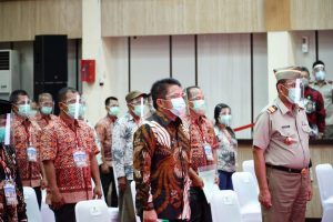 HD Hadiri Acara Penyerahan Sertifikat Hak Atas Tanah