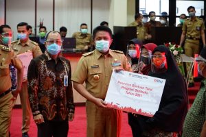 Gubernur Herman Deru Hadiri Acara Peluncuran Bantuan Tunai Seluruh Indonesia Tahun 2021