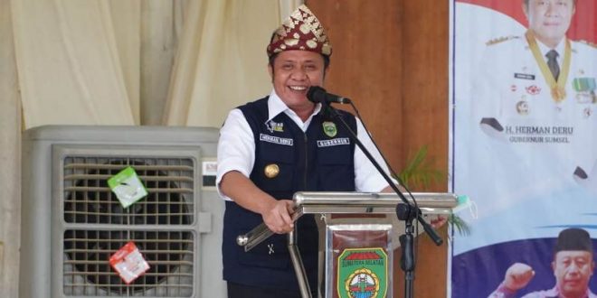 Herman Deru, Bapak Perangkat Desa Indonesia