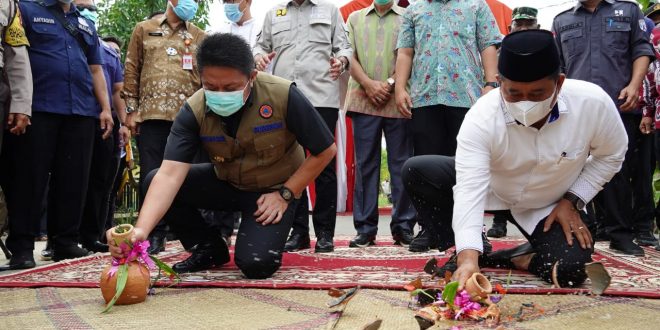 Herman Deru Hapus Derita Puluhan Tahun Warga Desa Merah Mata Banyuasin