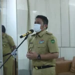 Gubernur Sumsel, Herman Deru, menghadiri langsung peluncuran Bantuan Tunai Seluruh Indonesia Tahun 2021 secara virtual dari Auditorium Graha Bina Praja Pemprov Sumsel, Senin, 4 Januari 2021. (MUSINEWS.ID/TRI)