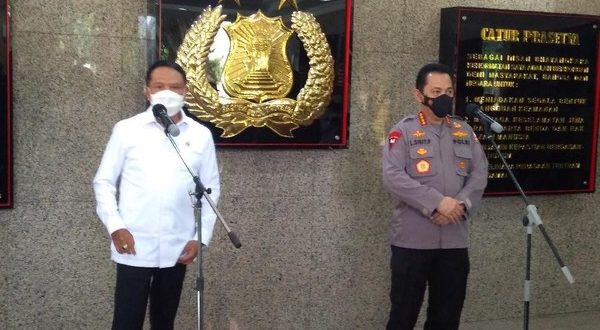 Jumpa pers Kapolri Jenderal Listyo Sigit Prabowo dan Menpora Zainudin Amali. (Adhyasta Dirgantara/detikcom)