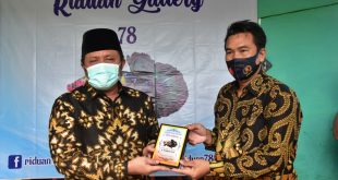 Herman Deru Blusukan Pantau Dari Dekat Prospek Budidaya Ikan Cupang di Tengah Pandemi