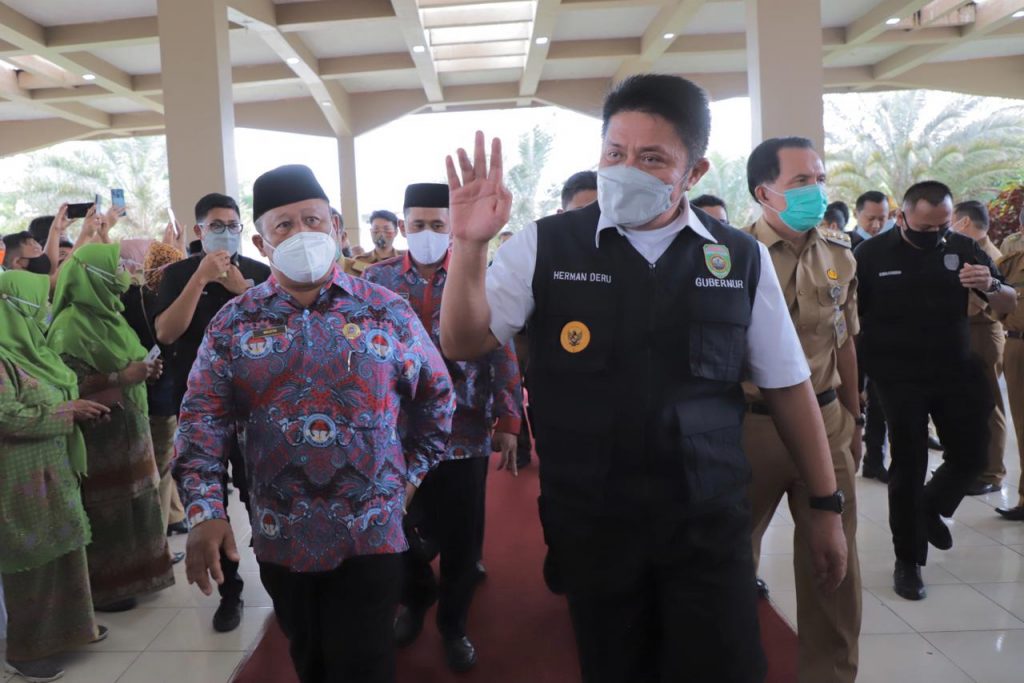Herman Deru Himbau Muslimat NU Prabumulih Aktif Jadi Contoh Pencegahan Penyebaran Covid