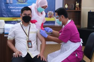 Vaksinasi Tahap Kedua Di Lingkungan Pemkot Palembang Berjalan Lancar