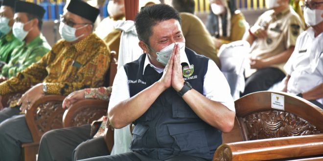 Herman Deru Bantu Satu Unit Kendaraan Operasional pada Milad Aisyiyah ke-104