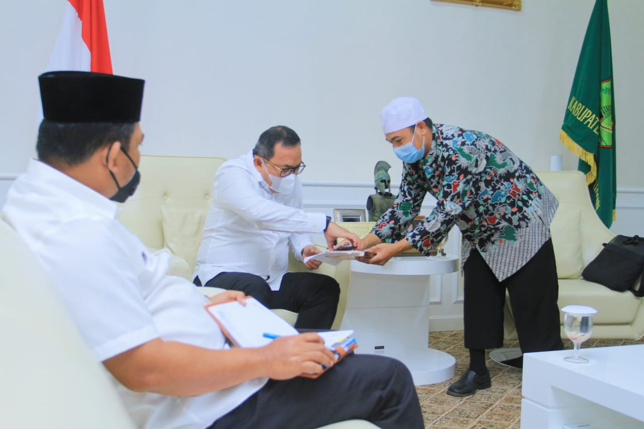 Bupati DRA Siap Dukung Pendirian Ponpes Islamic Centre Bin Baz di Muba