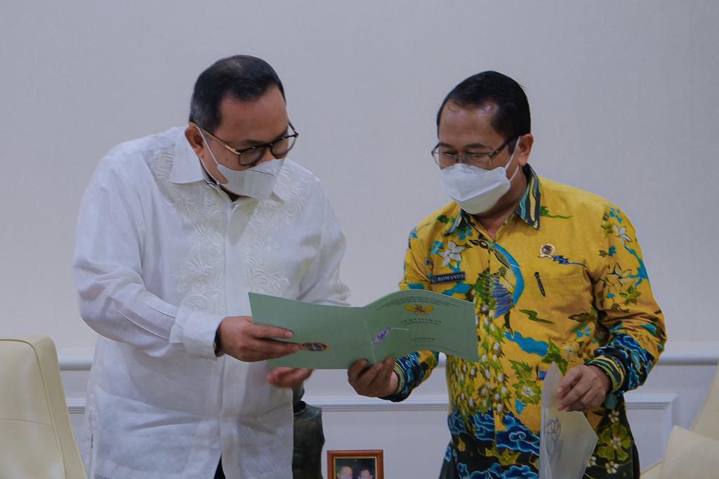 Pemkab Muba Terima 34 Sertifikat Tanah, Tahun Ini DRA Targetkan Rampung