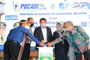 Launching Pojok Baca Digital dan Aplikasi E-SKIP di Samsat Wilayah Palembang III