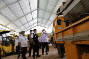 Gubernur Resmikan Pusat Brigade Alat Berat dan Pembuatan Aspal Panas
