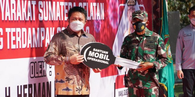 Lepas Tim Monitoring  dan    Serahkan Mobil  Jenazah  Untuk  Kodim O418 Palembang