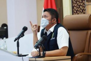 Gubernur Sumsel H Herman Deru mengharapkan pada Pemerintah Pusat agar dapat memasukan proyek pembangunan infrastruktur di Sumsel menjadi proyek superprioritas utamanya dalam percepatan pembangunan pelabuhan Tanjung Carat.