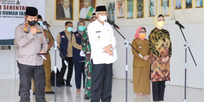 Pelaksanaan program vaksinasi di Sumsel yang digelar di Pondok Pesantren Aulia Cendikia Palembang tersebut dipantau langsung oleh Wakil Gubernur Sumsel H. Mawardi Yahya, pada Hari Selasa tanggal 7 September 2021