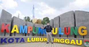 Berhasil Sulap Kampung Kumuh Jadi Destinasi Wisata Baru. (Foto : Humas Prov. Sumsel)