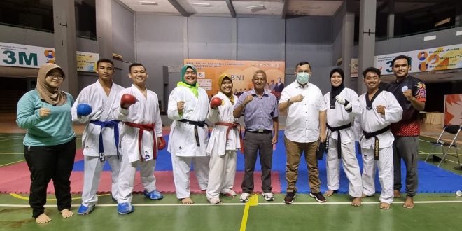 Ketua Koni Sumsel, H. Hendri Zainuddin Memberi Suntikan Motivasi Untuk Para Pejuang PON Papua