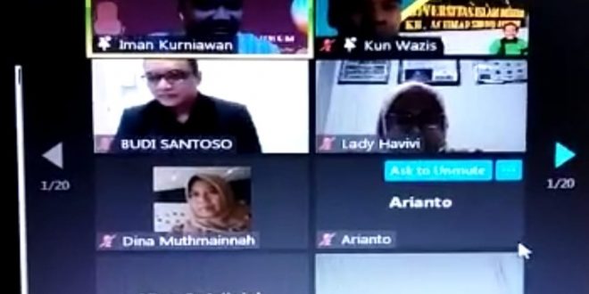 Magister Ilmu Komunikasi Stisipol Candradimuka mengelar Kuliah Umum semester Ganjil dengan mengangkat isu Media dan Branding Aktor Politik secara virtual melalui aplikasi Zoom pada hari Sabtu tanggal 30 Oktober 2021. (foto : ist/ril)