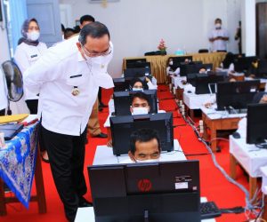 Bupati Dodi Reza Realisasikan Impian Guru Honorer di Muba Lewat Tes PPPK