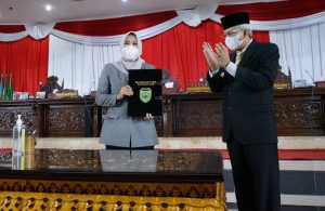 Rapat paripurna ke 38 kali dipimpin Wakil Ketua DPRD Provinsi Sumsel Kartika Sandra Desi, SH. (Foto : Humas Prov. Sumsel)