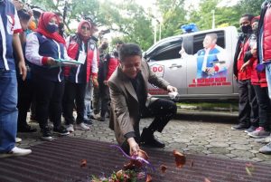 Hadiahi 1 Unit Mobil Untuk Program Kerja Unit Reaksi Cepat (URC) ADO. (Foto : Humas Prov Sumsel)