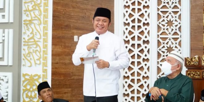 Resmikan Masjid Deviansyah Habibullah. (Foto : Humas Prov. Sumsel)