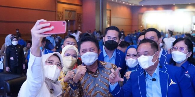 Hadiri Pelantikan DPD Partai Demokrat Sumsel dan Provinsi Lampung. (Foto : Humas Prov. Sumsel)