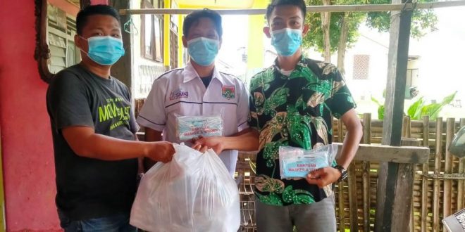 Bersama BBJ dan SMSI Silampari, Karang Taruna Lubuklinggau Bagikan Masker dan Vitamin