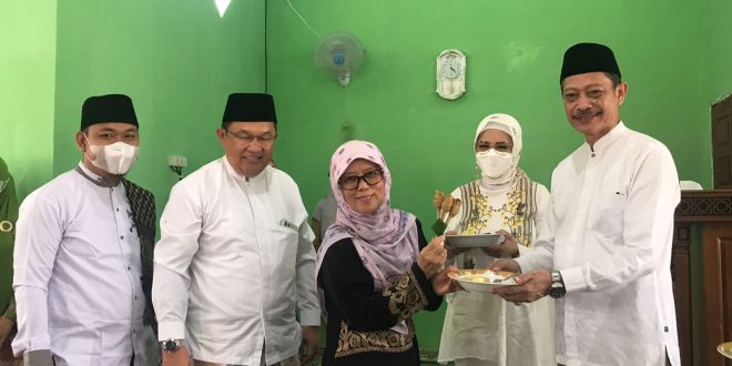 Hj. Anita Noeringhati Ajak Muslimat NU Jadi Wanita Kreatif dan Inovatif