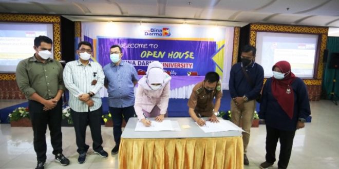 Penandatanganan Kerja Sama antara SMK Negeri 1 Lais dengan Universitas Bina Darma