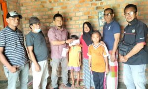 SMSI Prabumulih Gandeng Barisan Republik Santuni Anak Yatim Piatu dan Lansia