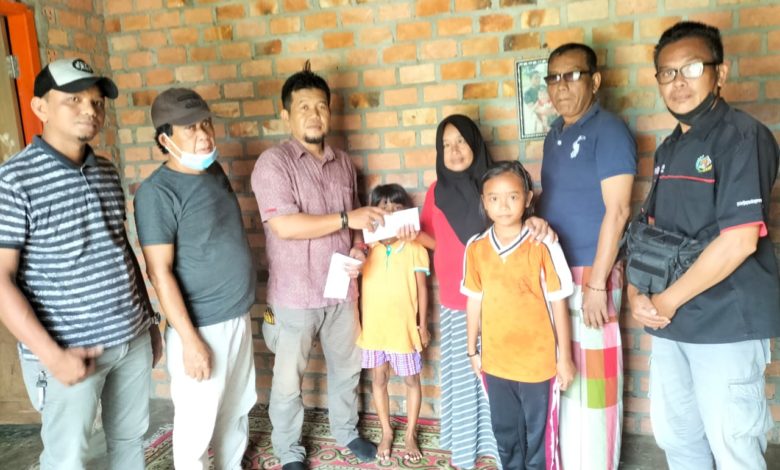 SMSI Prabumulih Gandeng Barisan Republik Santuni Anak Yatim Piatu dan Lansia