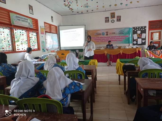 HUT Ke-5, SMSI OKU Selatan Berkolaborasi Bersama Polres, ICMI dan DPPKBP3A Gelar Sosialisasi