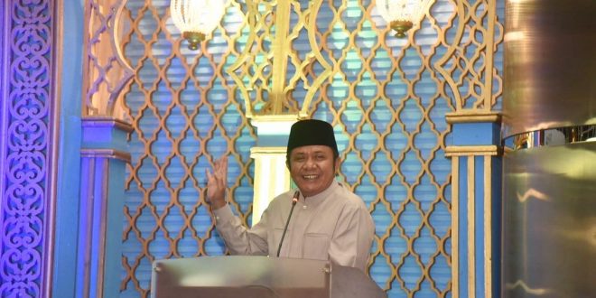 Momen bulan ramadhan 1443 Hijriah dimanfaatkan Gubernur Sumsel H. Herman Deru mempererat silahturahmi Seperti pada Rabu (6/4) malam. (Foto : Humas Prov. Sumsel)