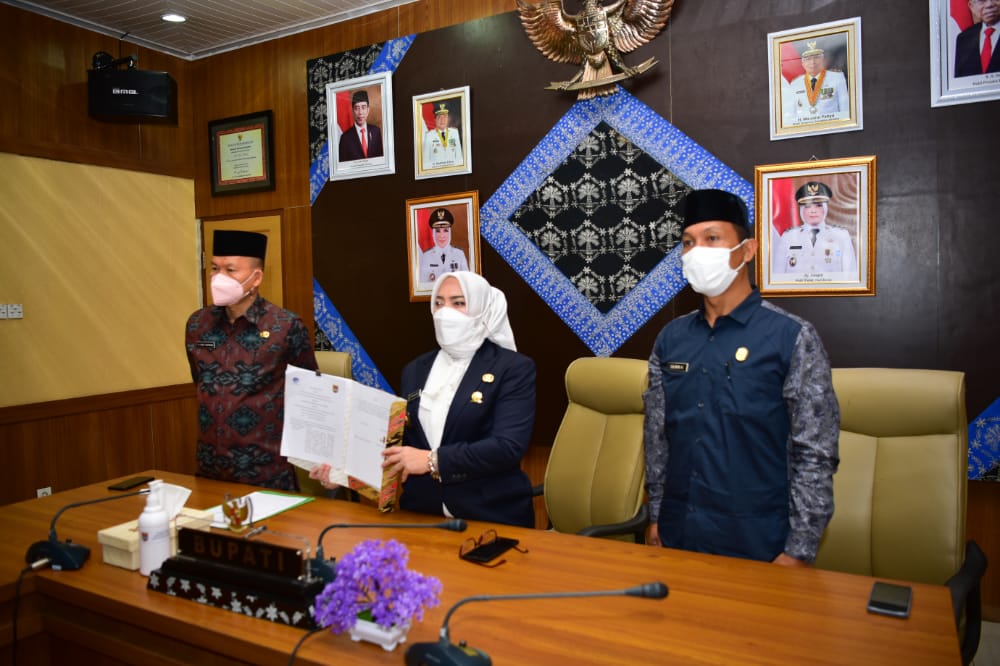Bupati Kabupaten Musi Rawas, Hj. Ratna Machmud, mendukung penuh Musi Rawas Jadi Smart City. (foto : SMSI Sumsel)