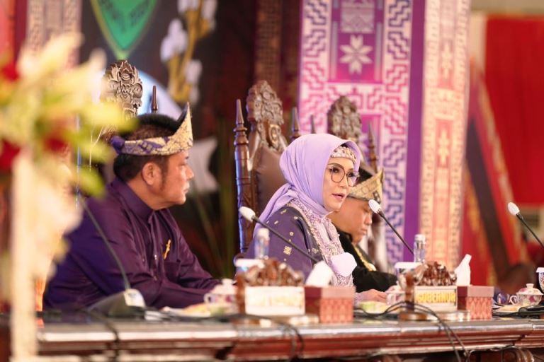 Dewan Perwakilan Rakyat Daerah (DPRD) Provinsi Sumatera Selatan (Sumsel) menggelar Rapat Paripurna Istimewa Peringatan Hari Jadi Provinsi Sumatera Selatan ke 76 di Dining Hall Jakabaring Sport City, Palembang, pada hari Selasa tanggal 17 Mei 2022. (Foto : Humas DPRD Prov. Sumsel)