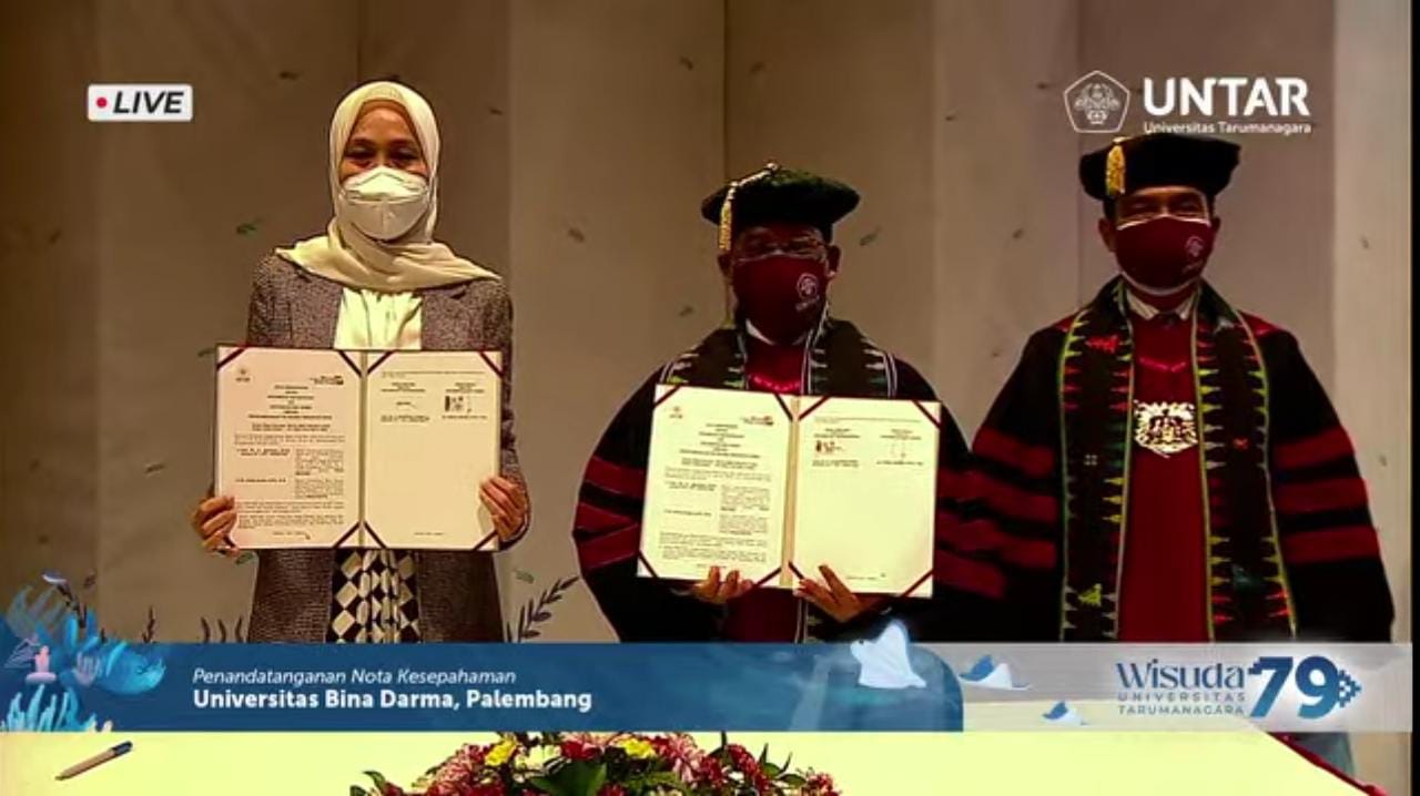 Rektor Universitas Bina Darma dan Universitas Tarumanagara saat penandatanganan MoU. (foto : Humas Universitas Bina Darma)