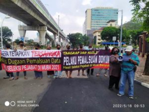 el, Rabu (18/5) mendatangi Baharkam Mabes Polri Jakarta Selatan.. (foto : IST)
