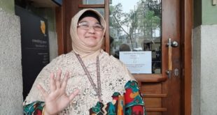 dr Erlina Burhan, SpP(K) bicara tentang hubungan erat antara tuberkulosis dan HIV-AIDS. (Suara.com/Dini Afrianti)