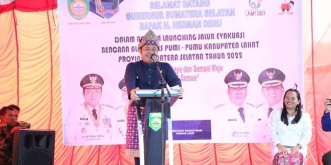 kunjungan kerjanya Desa Sindang Panjang Kabupaten Lahat, pada hari Selasa (21/6) petang. (Foto : Humas Prov. Sumsel)