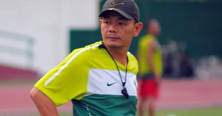 Liestiadi, Pelatih Sriwijaya FC di Liga 2 Indonesia Tahun 2022. (foto : tirto.id)