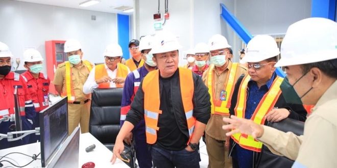 Mengawali kunjungan kerja (Kunker)-Nya di Desa Segamit Kecamatan Semende Darat Ulu Kabupaten Muara Enim, pada hari Senin (25/7) pagi. (Foto : Humas Prov. Sumsel)