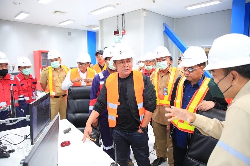 Mengawali kunjungan kerja (Kunker)-Nya di Desa Segamit Kecamatan Semende Darat Ulu Kabupaten Muara Enim, pada hari Senin (25/7) pagi. (Foto : Humas Prov. Sumsel)
