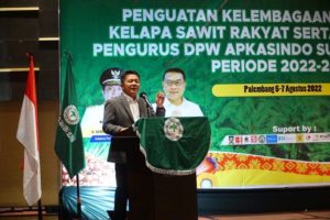 H. Herman Deru, usai membuka FGD dengan tema "Penguatan kelembagaan dan kemitraan keapa sawit rakyat Sumsel" di Grand Ballroom Hotel Aston, pada hari Sabtu (6/8). (Foto : Humas PRov. Sumsel)