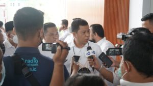 Ketua Kadin Sumsel H Affandi Udji kepada media saat dimintai pendapatnya soal intruksi Kemenkes tentang penjualan dan pembelian obat jenis sirup, Selasa (25/10).
