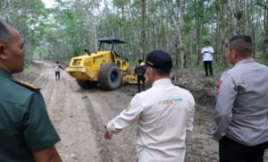 Dulu Hanya Bisa Dilewati Motor, Sekarang Bisa Dilalui oleh Mobil dan Penjual Pentol (Foto : Pemkab Muba)