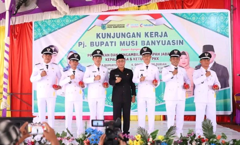 dalam rangkaian Pelantikan dan Pengambilan Sumpah Jabatan Kepala Desa dan Ketua TP (Foto: Pemkab Muba)