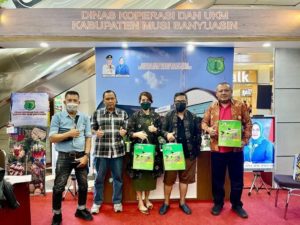 Melalui Dinas Koperasi dan UMKM, dipilihlah Pameran Gelar Inovasi Koperasi, UKM dan TJSL Expo 2022 di Batam Mega Mall Batam, Sabtu (12/11/2022).
