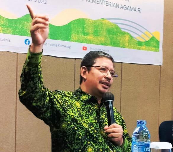 Kepala Badan Litbang dan Diklat Kementerian Agama (Kemenag) Republik Indonesia, Prof. Dr. Suyitno, M.Ag. (foto : Oyong Hairudin)