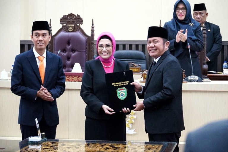 Dewan Perwakilan Rakyat Daerah (DPRD) Provinsi Sumatera Selatan (Sumsel) menggelar Rapat Paripurna ke LVIII (58) dengan agenda Pengesahan Program Pembentukan Peraturan Daerah (Propemperda) Tahun Anggaran 2023 pada hari Senin tanggal 24 Oktober 2022. (Foto : Humas DPRD Prov. Sumsel)