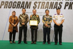 Piagam penghargaan ini diterima langsung Wali Kota Palembang H.Harnojoyo, Senin (30/1/2023) pagi, di Milenium Hotel Jakarta Pusat.